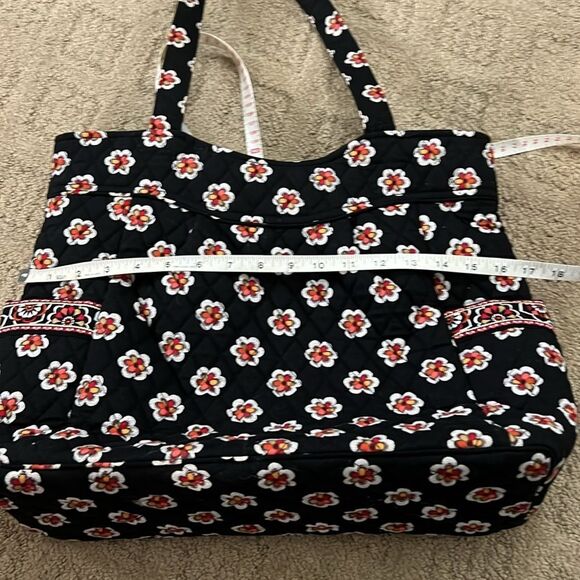 Vera Bradley Pirouette shoulder bag Black Floral in EUC - Picture 9 of 13